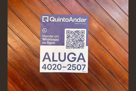 Placa de casa para alugar com 3 quartos, 205m² em Jardim Nosso Lar, São Paulo