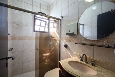 Casa para alugar com 205m², 3 quartos e 5 vagas Casa para alugar com 205m², 3 quartos e 5 vagasBanheiro Social