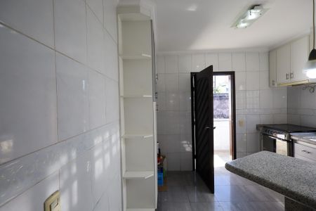 Casa para alugar com 205m², 3 quartos e 5 vagas Casa para alugar com 205m², 3 quartos e 5 vagasCozinha