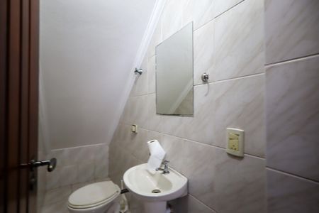 Casa para alugar com 205m², 3 quartos e 5 vagas Casa para alugar com 205m², 3 quartos e 5 vagasBanheiro de serviço
