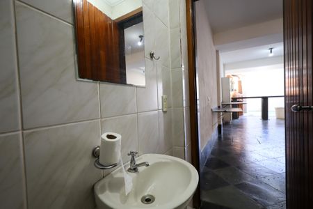 Casa para alugar com 205m², 3 quartos e 5 vagas Casa para alugar com 205m², 3 quartos e 5 vagasBanheiro de serviço