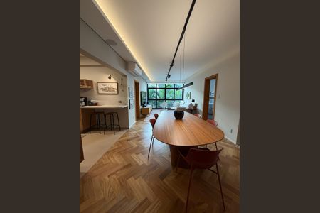 Apartamento à venda com 114m², 2 quartos e 1 vaga Apartamento à venda com 114m², 2 quartos e 1 vagaSala de Jantar