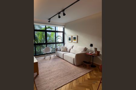 Apartamento à venda com 114m², 2 quartos e 1 vaga Apartamento à venda com 114m², 2 quartos e 1 vagaSala