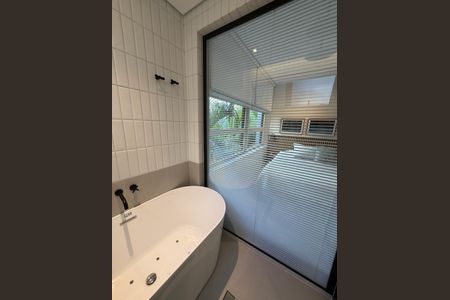 Apartamento à venda com 114m², 2 quartos e 1 vaga Apartamento à venda com 114m², 2 quartos e 1 vagaBanheiro