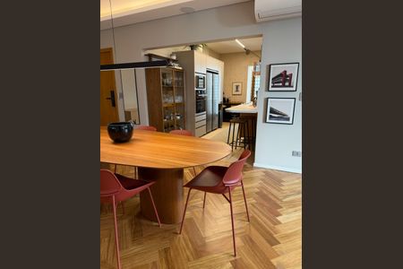 Apartamento à venda com 114m², 2 quartos e 1 vaga Apartamento à venda com 114m², 2 quartos e 1 vagaSala de Jantar