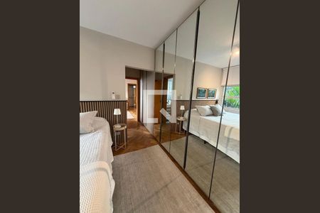 Apartamento à venda com 114m², 2 quartos e 1 vaga Apartamento à venda com 114m², 2 quartos e 1 vagaQuarto