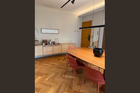 Apartamento à venda com 114m², 2 quartos e 1 vaga Apartamento à venda com 114m², 2 quartos e 1 vagaSala de Jantar