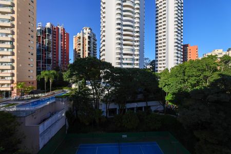 Apartamento à venda com 137m², 2 quartos e 3 vagas Apartamento à venda com 137m², 2 quartos e 3 vagasVista da Varanda da Sala