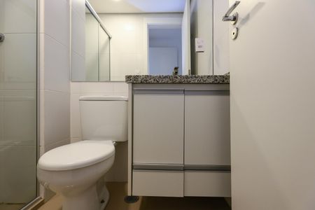 Apartamento à venda com 137m², 2 quartos e 3 vagas Apartamento à venda com 137m², 2 quartos e 3 vagasBanheiro da Suíte 1