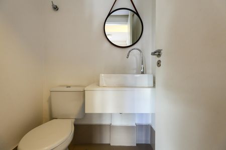 Apartamento à venda com 137m², 2 quartos e 3 vagas Apartamento à venda com 137m², 2 quartos e 3 vagasLavabo