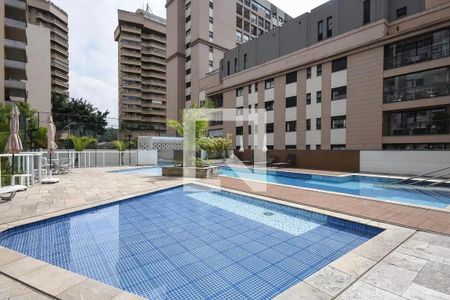 Área comum - Piscina de apartamento à venda com 2 quartos, 137m² em Real Parque, São Paulo