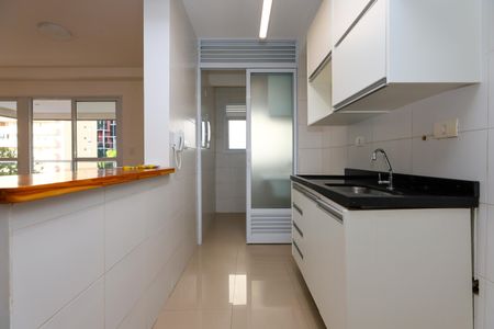 Apartamento à venda com 137m², 2 quartos e 3 vagas Apartamento à venda com 137m², 2 quartos e 3 vagasCozinha