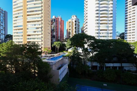 Apartamento à venda com 137m², 2 quartos e 3 vagas Apartamento à venda com 137m², 2 quartos e 3 vagasVista da Suíte 2