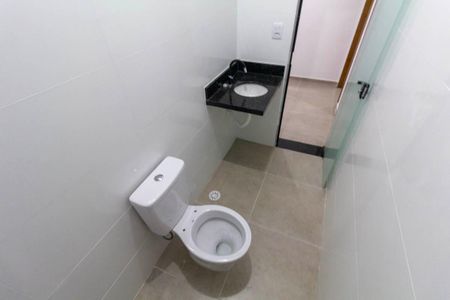 Apartamento à venda com 37m², 2 quartos e sem vaga Apartamento à venda com 37m², 2 quartos e sem vagaBanheiro