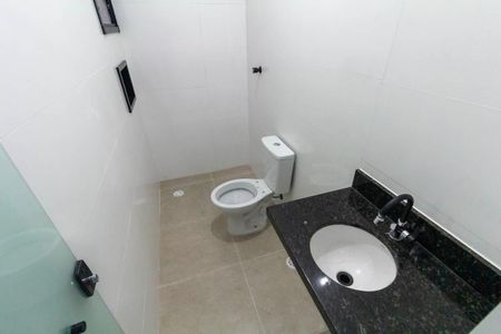 Apartamento à venda com 37m², 2 quartos e sem vaga Apartamento à venda com 37m², 2 quartos e sem vagaBanheiro