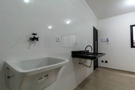 Apartamento à venda com 37m², 2 quartos e sem vaga Apartamento à venda com 37m², 2 quartos e sem vagaSala, Cozinha e área de serviço
