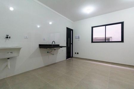Apartamento à venda com 37m², 2 quartos e sem vaga Apartamento à venda com 37m², 2 quartos e sem vagaSala, Cozinha e área de serviço