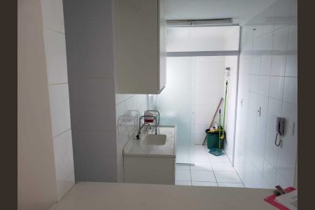 Cozinha de apartamento à venda com 2 quartos, 56m² em Vila Alpina, Santo André