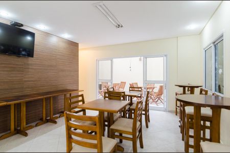 Apartamento à venda com 130m², 2 quartos e 2 vagasÁrea comum - Salão de festas
