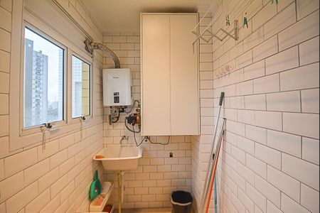 Apartamento à venda com 130m², 2 quartos e 2 vagasÁrea de Serviço