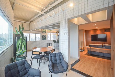 Apartamento à venda com 130m², 2 quartos e 2 vagasÁrea gourmet