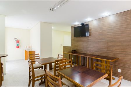 Apartamento à venda com 130m², 2 quartos e 2 vagasÁrea comum - Salão de festas