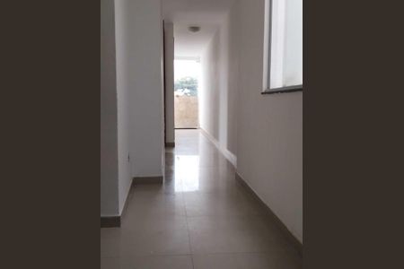 Corredor de apartamento para alugar com 2 quartos, 80m² em Recreio dos Bandeirantes, Rio de Janeiro