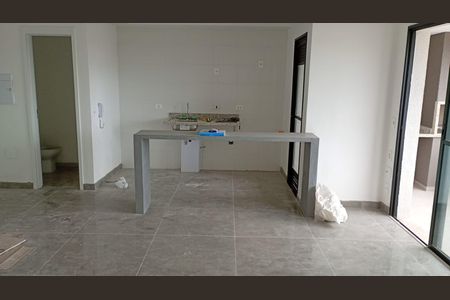 Sala/Cozinha de apartamento para alugar com 2 quartos, 75m² em Vila Militar, Barueri