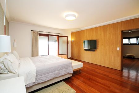 Casa de condomínio para alugar com 752m², 5 quartos e 7 vagas Casa de condomínio para alugar com 752m², 5 quartos e 7 vagasSuíte 1