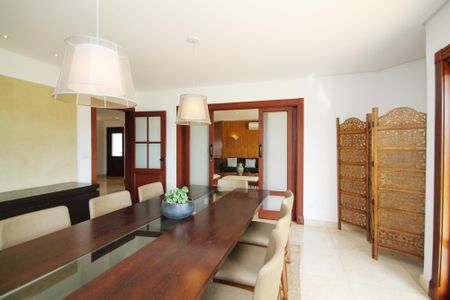Casa de condomínio para alugar com 752m², 5 quartos e 7 vagas Casa de condomínio para alugar com 752m², 5 quartos e 7 vagasSala de Jantar
