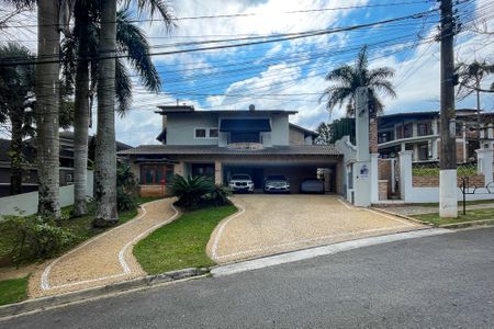Casa de condomínio para alugar com 752m², 5 quartos e 7 vagas Casa de condomínio para alugar com 752m², 5 quartos e 7 vagasFachada