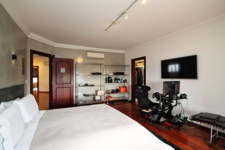 Casa de condomínio para alugar com 752m², 5 quartos e 7 vagas Casa de condomínio para alugar com 752m², 5 quartos e 7 vagasSuíte 2