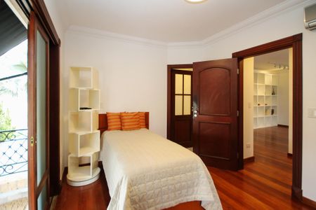 Casa de condomínio para alugar com 752m², 5 quartos e 7 vagas Casa de condomínio para alugar com 752m², 5 quartos e 7 vagasSuíte 4