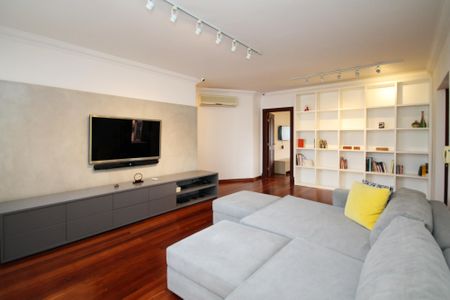 Casa de condomínio para alugar com 752m², 5 quartos e 7 vagas Casa de condomínio para alugar com 752m², 5 quartos e 7 vagasSala 4