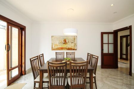 Casa de condomínio para alugar com 752m², 5 quartos e 7 vagas Casa de condomínio para alugar com 752m², 5 quartos e 7 vagasSala 3