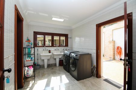 Área de serviço de casa de condomínio para alugar com 5 quartos, 752m² em Jardim Sao Paulo Ii, Cotia