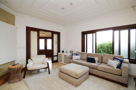Casa de condomínio para alugar com 752m², 5 quartos e 7 vagas Casa de condomínio para alugar com 752m², 5 quartos e 7 vagasSala TV