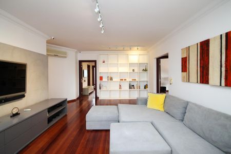 Casa de condomínio para alugar com 752m², 5 quartos e 7 vagas Casa de condomínio para alugar com 752m², 5 quartos e 7 vagasSala 4