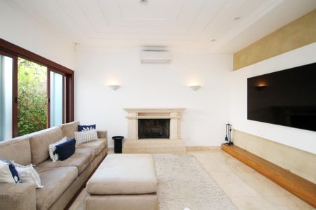 Casa de condomínio para alugar com 752m², 5 quartos e 7 vagas Casa de condomínio para alugar com 752m², 5 quartos e 7 vagasSala 1