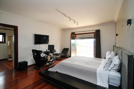 Casa de condomínio para alugar com 752m², 5 quartos e 7 vagas Casa de condomínio para alugar com 752m², 5 quartos e 7 vagasSuíte 2
