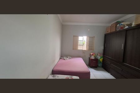 Casa para alugar com 185m², 3 quartos e 2 vagasSuíte