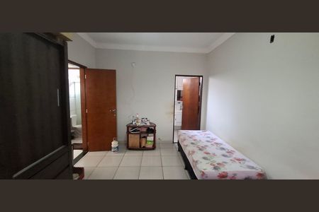 Casa para alugar com 185m², 3 quartos e 2 vagasSuíte