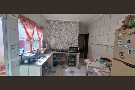 Casa para alugar com 185m², 3 quartos e 2 vagasCozinha