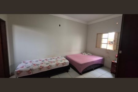 Casa para alugar com 185m², 3 quartos e 2 vagasSuíte