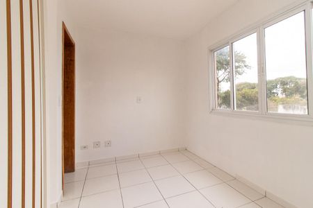 Quarto de apartamento à venda com 1 quarto, 22m² em Lindoia, Curitiba