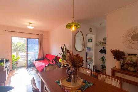 Apartamento para alugar com 55m², 2 quartos e 1 vagaSala