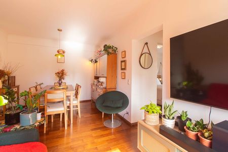 Apartamento para alugar com 55m², 2 quartos e 1 vagaSala