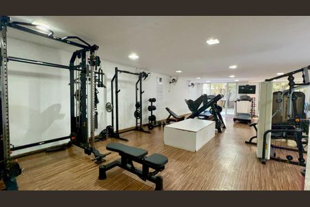 Apartamento para alugar com 43m², 1 quarto e 1 vaga Apartamento para alugar com 43m², 1 quarto e 1 vagaAcademia