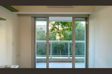 Apartamento para alugar com 43m², 1 quarto e 1 vaga Apartamento para alugar com 43m², 1 quarto e 1 vagaVaranda