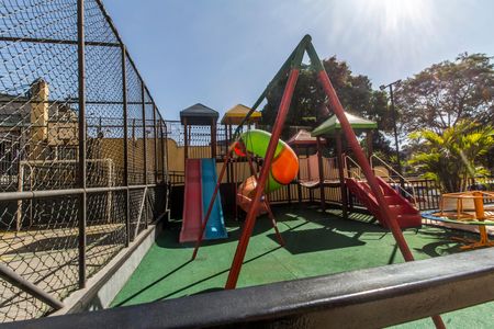 Apartamento para alugar com 68m², 2 quartos e 1 vagaÁrea comum - Playground